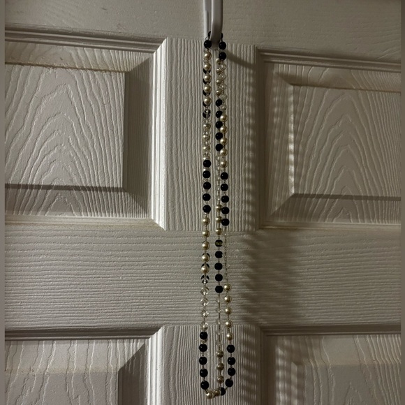 Cookie Lee | Chic Black and White Beaded Necklace - Picture 1 of 5